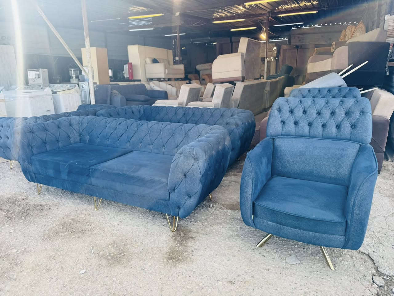 اثاث باله تركي كلشي متوفر تخم كاونتر طباخ ثلاجه 
العنوآن بغداد المدائن ***********
متوفر توصيل داخل بغداد
