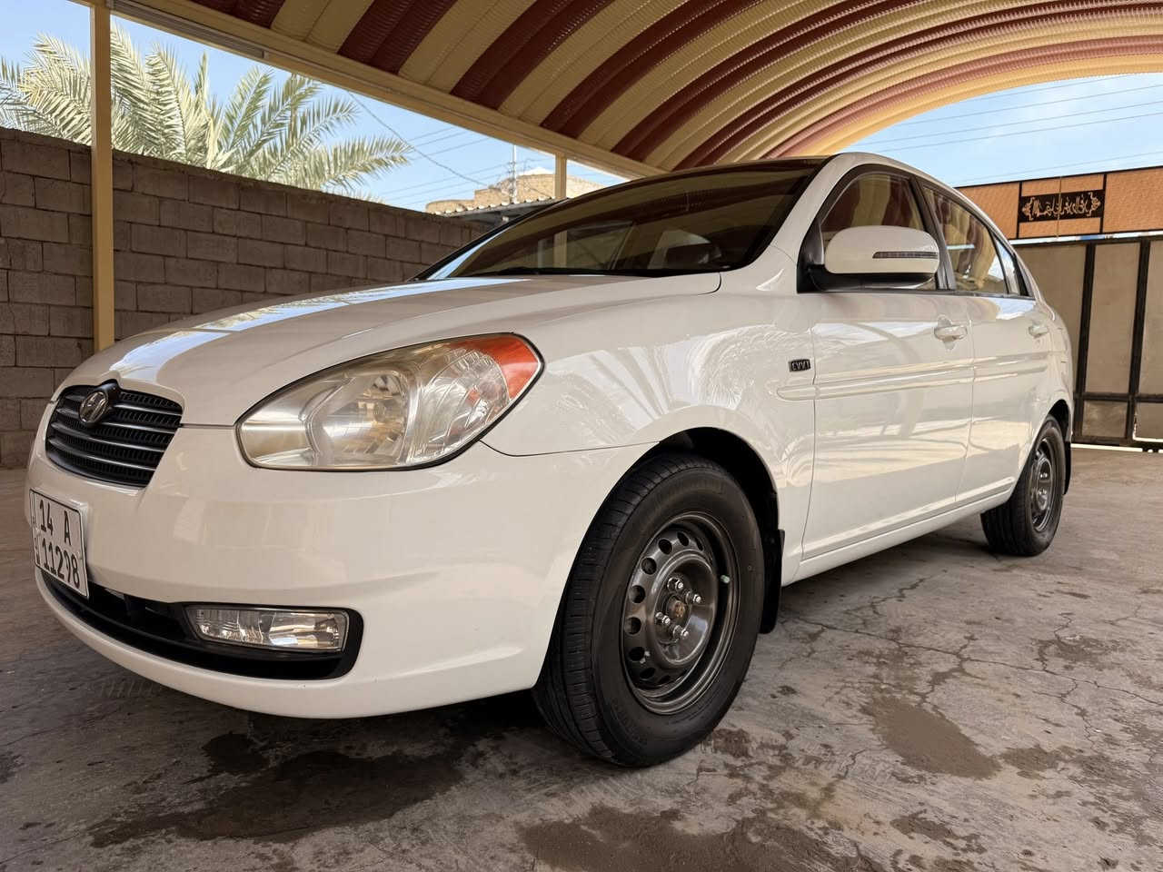 سلام عليكم . سياره للبيع هونداي اكسنت موديل 2011  خليجي محرك 1600.بسمي سياره جاهزه من كلشي حداده جديده تخم تاير جديد دوشمه ما بيه اي نقص السعر107$ . وبيه مجال وشرط الاول اريد تحويل مكاني ابو الخصيب رقمي ***********
