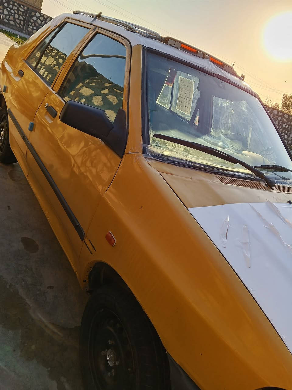 السلام عليكم شباب سايبا موديل 2015رقم مميز مصفره هيئه وغرامات ربع ماعليهه مكينه كير حداديه خير من الله شباب الكشر شوف العين مامكفول السعر 25وبيهه مجال للطيبن سنويه 31مدور شوكت مايعجبك مكان السياراه ديوانية الشراي يتصل وبي خير ويدلل ***********
