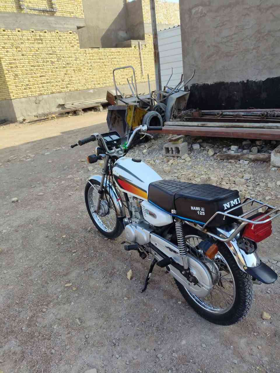 سلام وعليكم دراجه 4كير لبيع شاصي ارشه موديل 18مكينه امتياز 23 دراجه خير من الله نضافه مكان _كوت سعر 650وبيه مجال الرقم ***********
