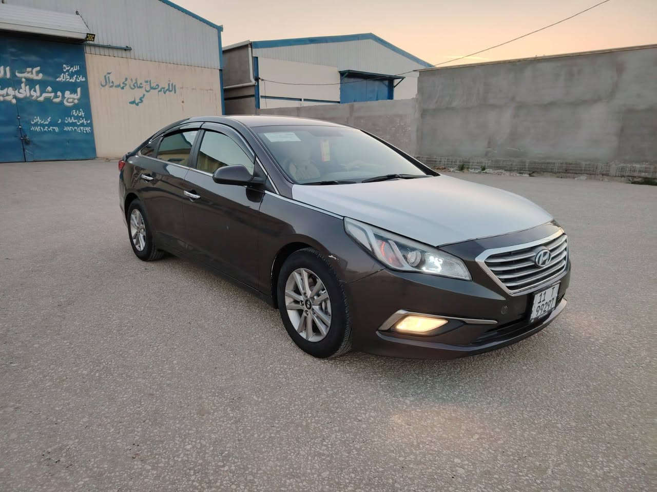 سلام عليكم سوناته وارد مريكي للبيع موديل 2016بيه 3قطع صبغ بدون داخل شراط سياره جديده وجاهزه على خير حبيه مكينه وكير وحداديه كله جديد ابيع او مراوس حسب الاقناعه مكان الحله الحمزه الغربي تواصل *********** رقم بغداد تحويل مباشر بسمي
