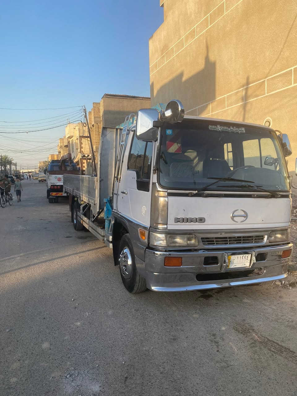 هينو انكر مديل ٩٨ مكينه ٨٠ عادي اكرين ٢ اسلايت سبور زت مكفول بالسنويه اكرين بيه فطر بيه دبل باح 
***********
