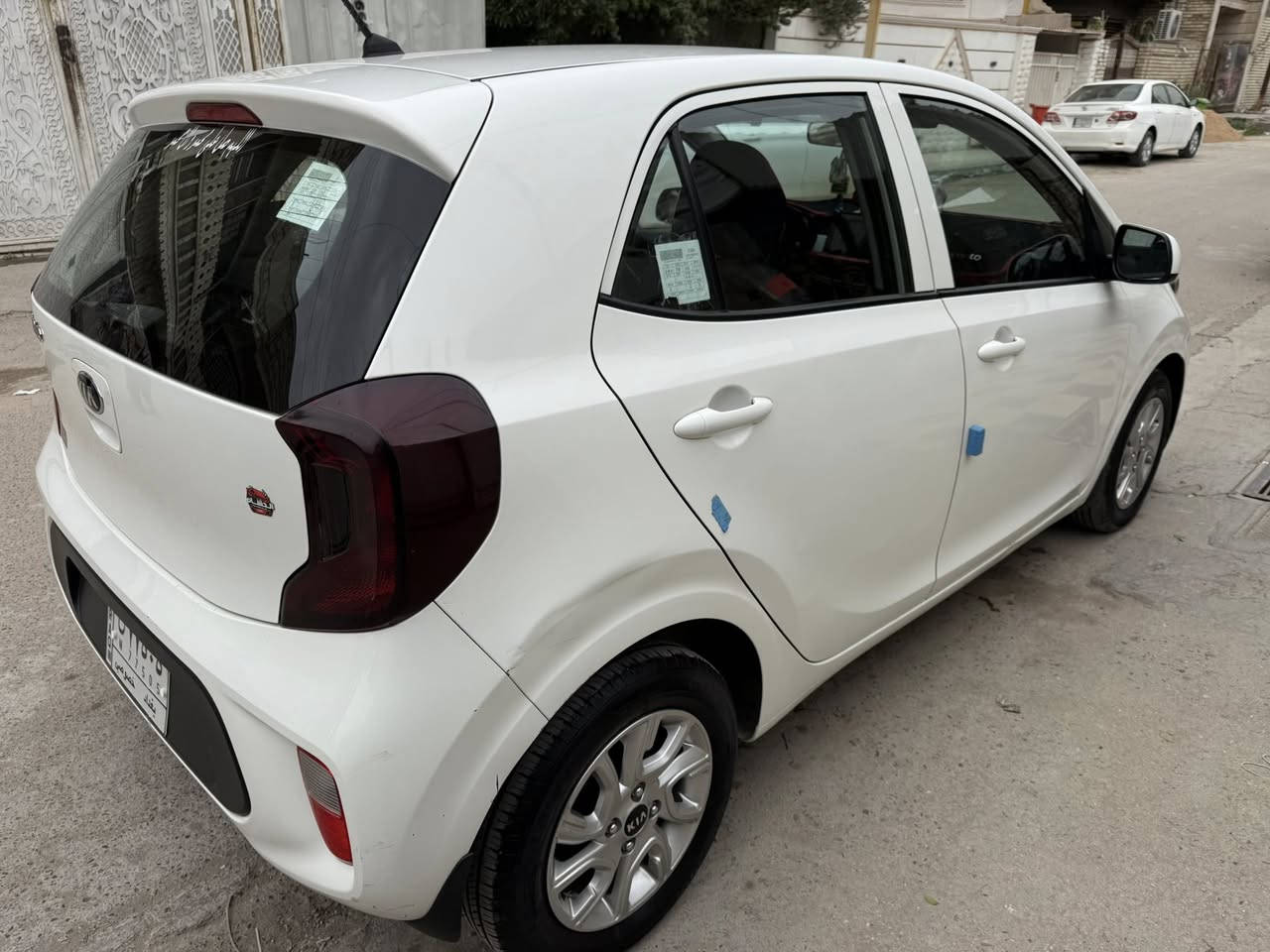 بيكانتو 2020 ابيض
بغداد
ماشية 41 
كامرة خلفية 
شاشة 
ويل كب 
مابية دكة جاكوج 
عدا صبغ لحية الدعامية الامامية للجمالية فقط 
سعره 117 وبيه مجال 
مكاني حي الاعلام 
***********
