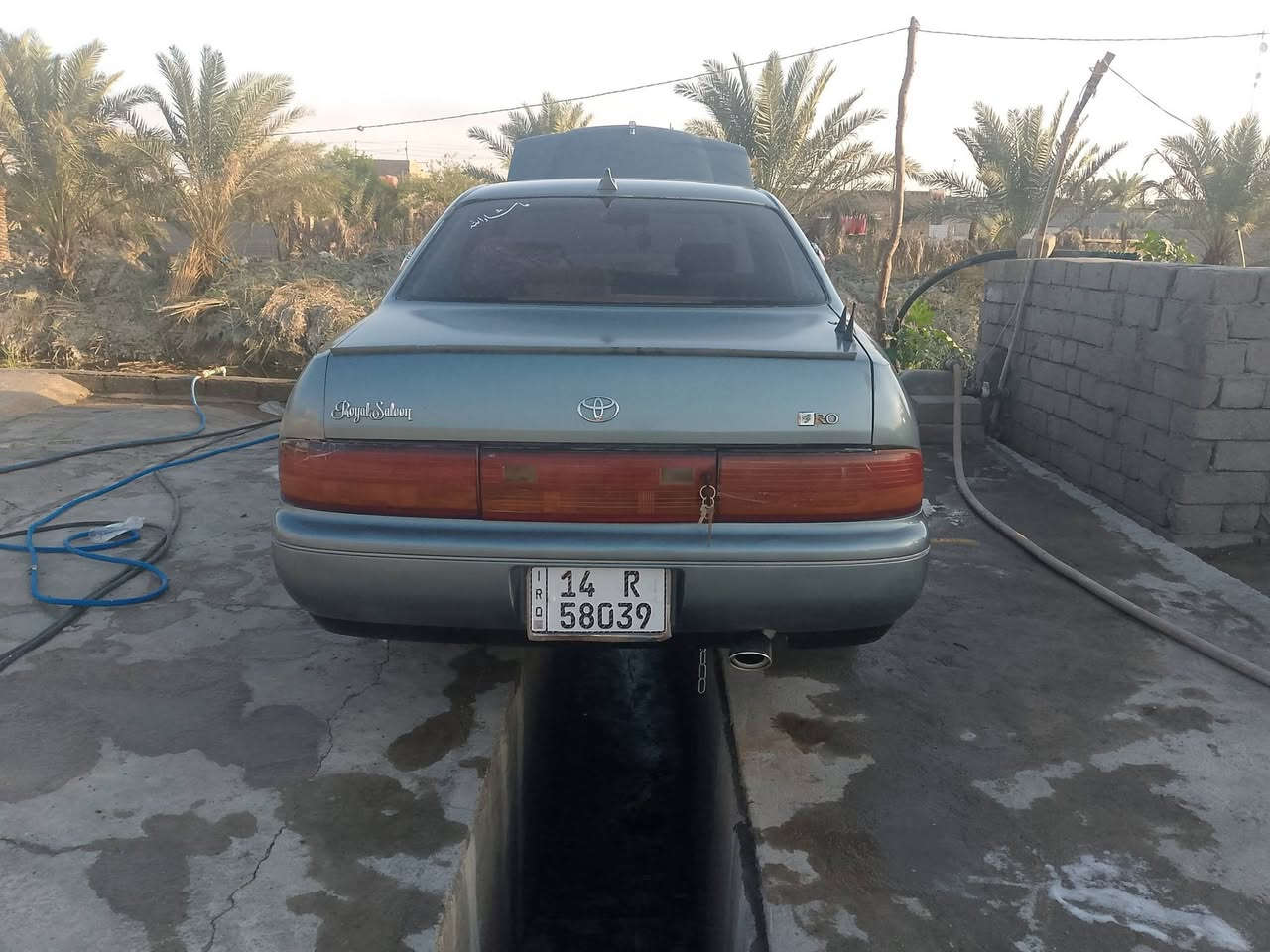 السلام عليكم بطه متصل لون رصاصي رمادي صبغ عام مديل 93 بسمي سنويه وارقام جدد لل29 تبريد شغال مكينه امس طلع بيه صوت كير جيس حاويه حداده 60%  تخم تاير ضربته موضحه بلصوره. غرفته حلوه مكفوله كص ونقل جثه. السعر49 وبيها مجال قليل رحمه والديك اقرا التفاصيل وخابرني ‏‪***********‬‏ البصره قضاء المدينه
