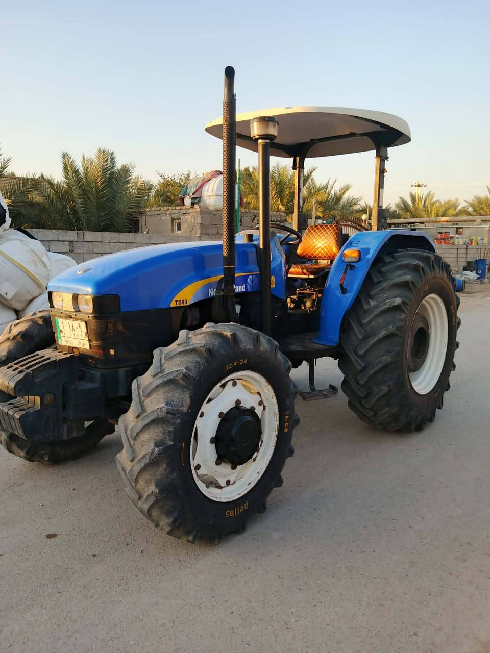 نيهولند موديل ٢٠١٤ كفاله عامه اتصال ***********
