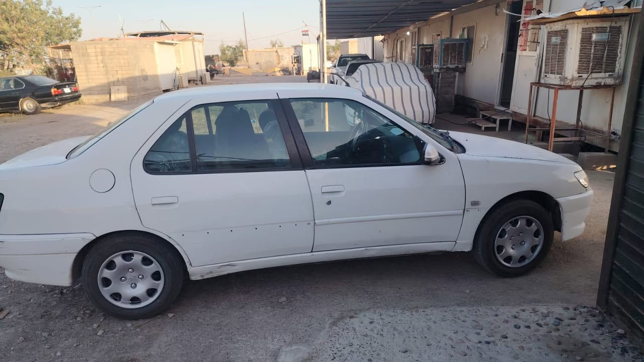 بيجو رقم بغداد دولي تحويل ثاني يوم
مكينه وكير شرط
صدر نظيف
كهربائيات بلاد
تبريد ثلج
تايرات 
بيها فقط بولبرن ستيرن تعبان 
غرفتها نظيفه
ترايك للبصره
السعر 42 وبيها مجال
رقم صاحب السياره ‭0771 877 9198‬
