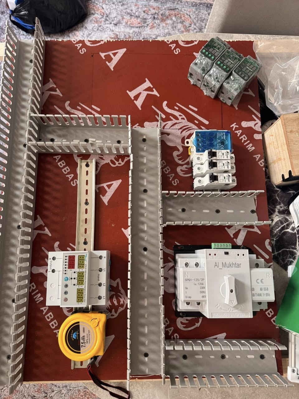 تم ولله الحمد  اعادة عمل بورد بيت الاخ محمد في منطقة العامرية
وربط رافع فولتية 
واستخدام جميل وسائل الحماية والامان 
واعادة توزيع الاحمال من داخل المنزل 
مهندس مهند 
تاسيسات كهربائية بوردات عادي و ats
عمل منظومات ايرث 
عمل بوردات للسيارات الشحن tesla and plug in 
مهندس مهند 
مهندس كهرباء
ووكيل شبكة النجوم الرابعة


**إذا كنت صاحب هذا الإعلان وتريد حذفه لأي سبب، رجاءا أرسل رسالة إلى الدعم الفني**