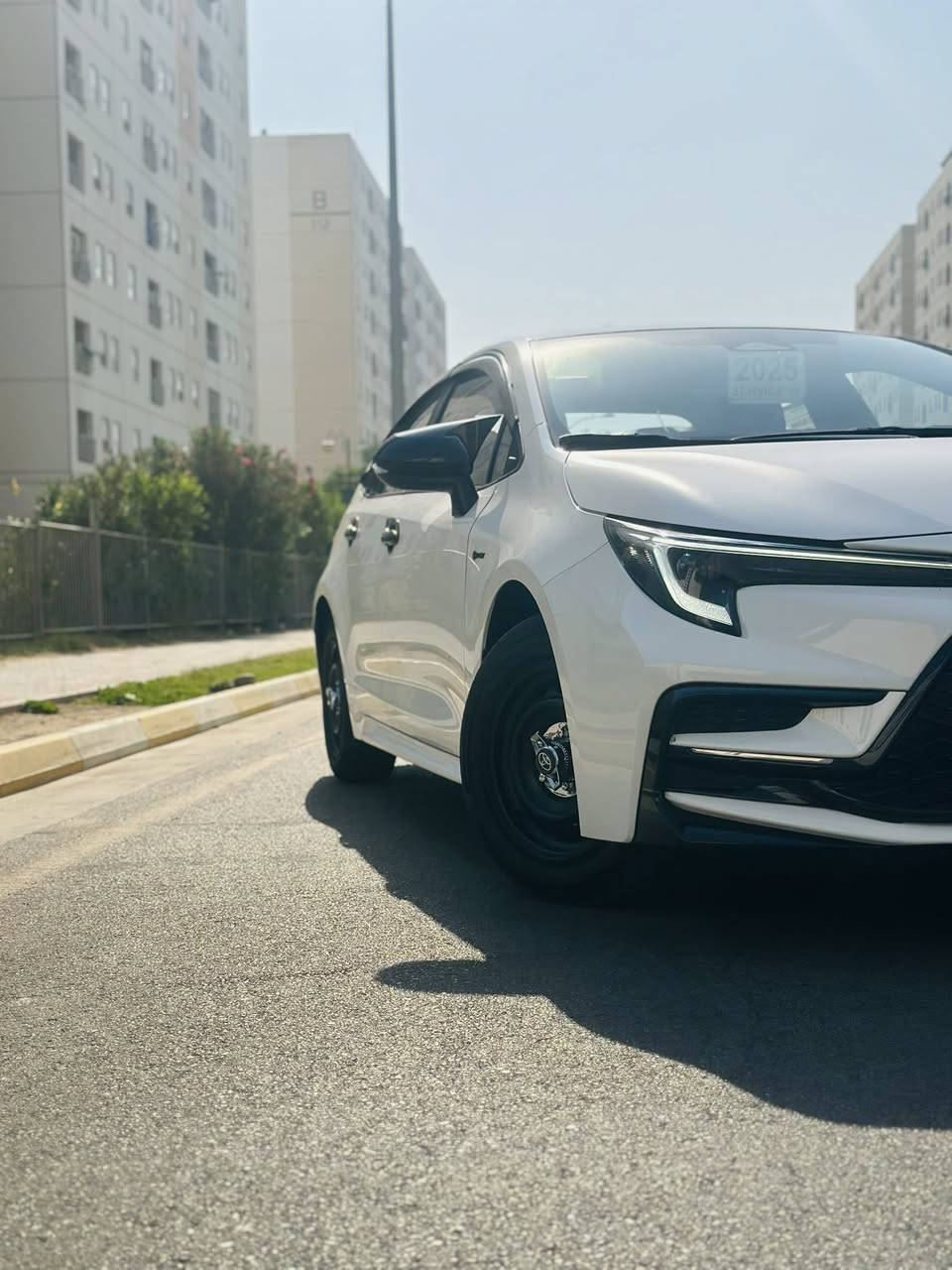 سلام عليكم كورلا 2025
صيني شكل ا
لمريكي
كفاله عامه 
رقم بغداد مكفوله من الصبغ 
ماشية 33
السعر المطلوب 165 وبيها مجال
مواصفات السياره 
بصمه 
شاشة كبيرة
فتحه سقف
اشاير بالمري
تحكم ستيرن
حساس ضغط الإطارات 
لايت زنون 
نضام ترحيب 
محرك 1800
رادار
قطعتين تبريد
بصمه أبواب 
كشن كهرباء
العنوان بغداد بسمايه
***********
