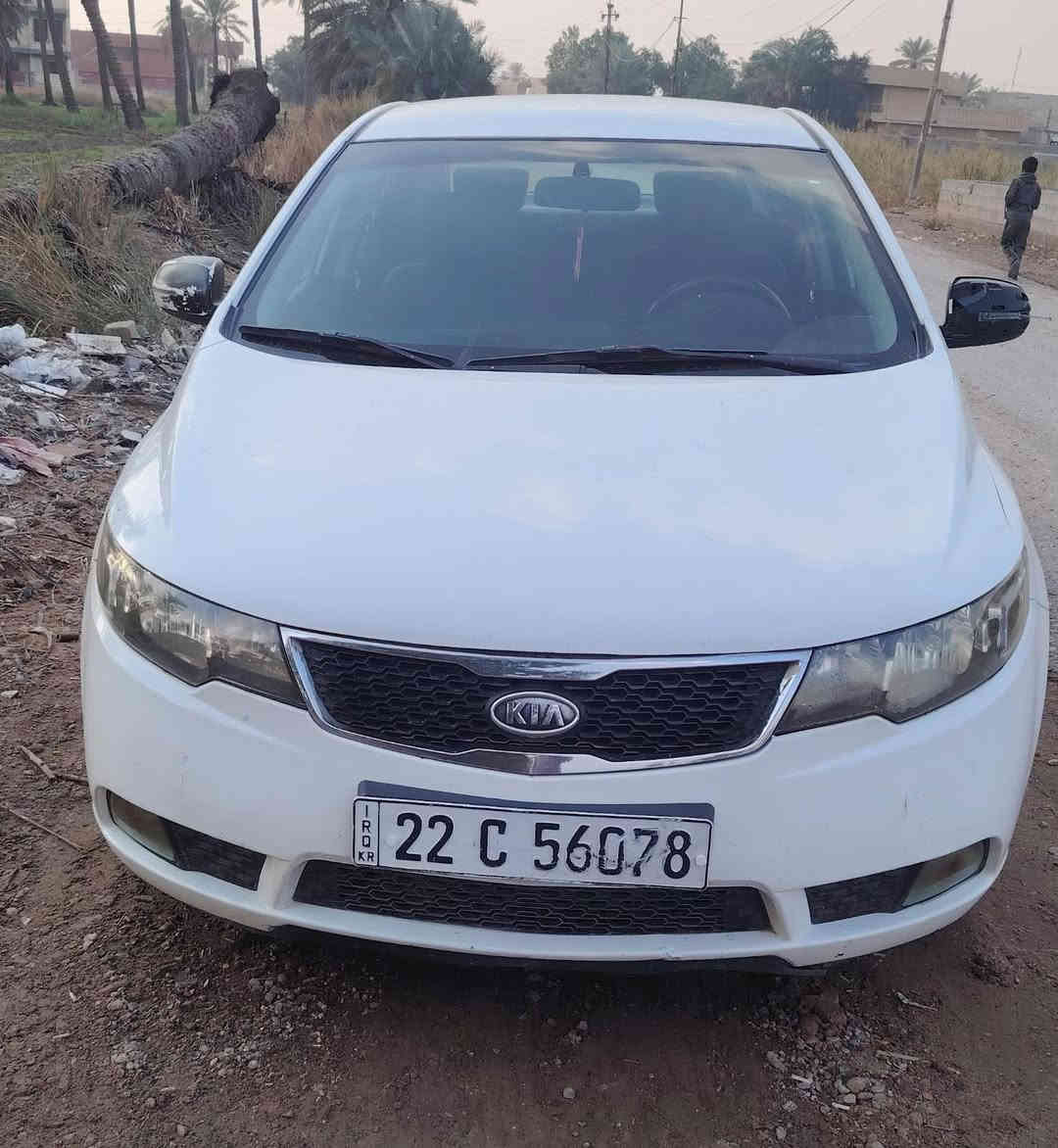 سلام عليكم سيراتو ٢٠١٣لسعر ١١٠وبيها مجال مكان بغداد جسر دياله رقم صاحب السيارة ‭٠٧٧٢ ٨٦٣ ٠٥٥٥‬
