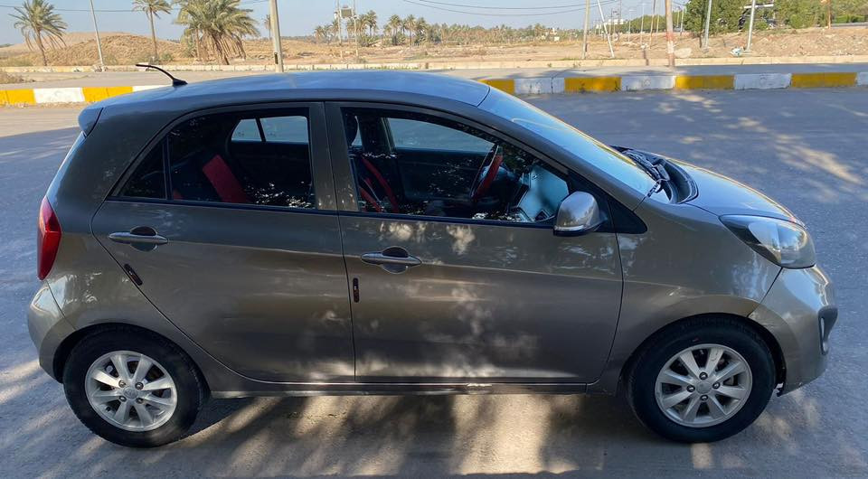 سلام عليكم كيا بيكانتو للبيع 2016 مكفوله وبالعافيه على الي ياخذه سعره 77 وبي مجال عنواني ميسان ***********
