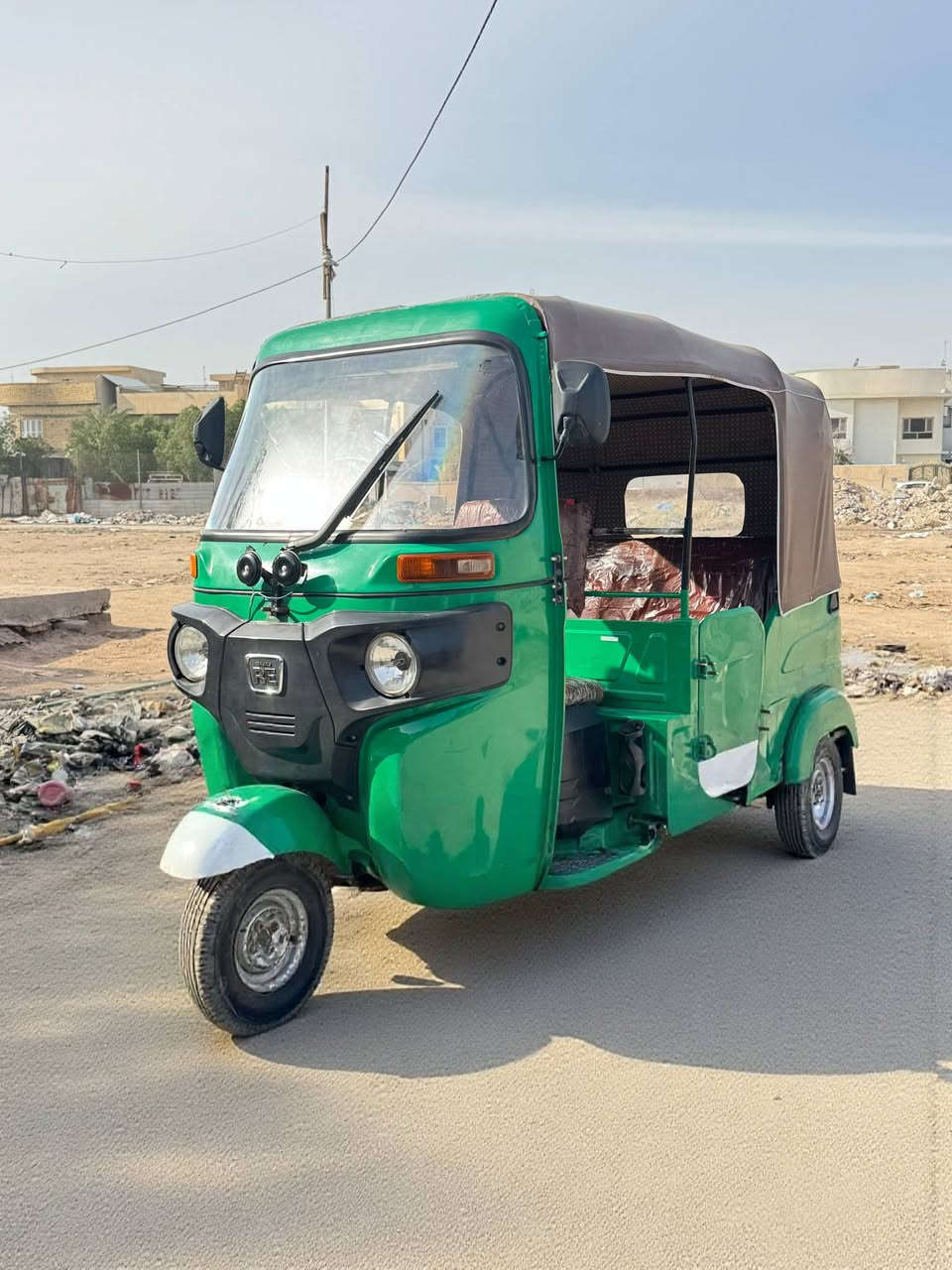 السلام عليكم تكتب للبيع 22 رقم وسنتين بيه ضربه بل صفحه 
تكتك نكره سلف مال جناي خابر وتدلل رقم الهاتف ***********
