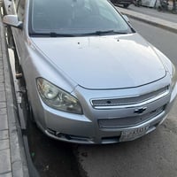 ماليبو موديل 2012 ست سلندر امريكي بدون حادث بيها بس طخه خفيفه بالجاملغ...