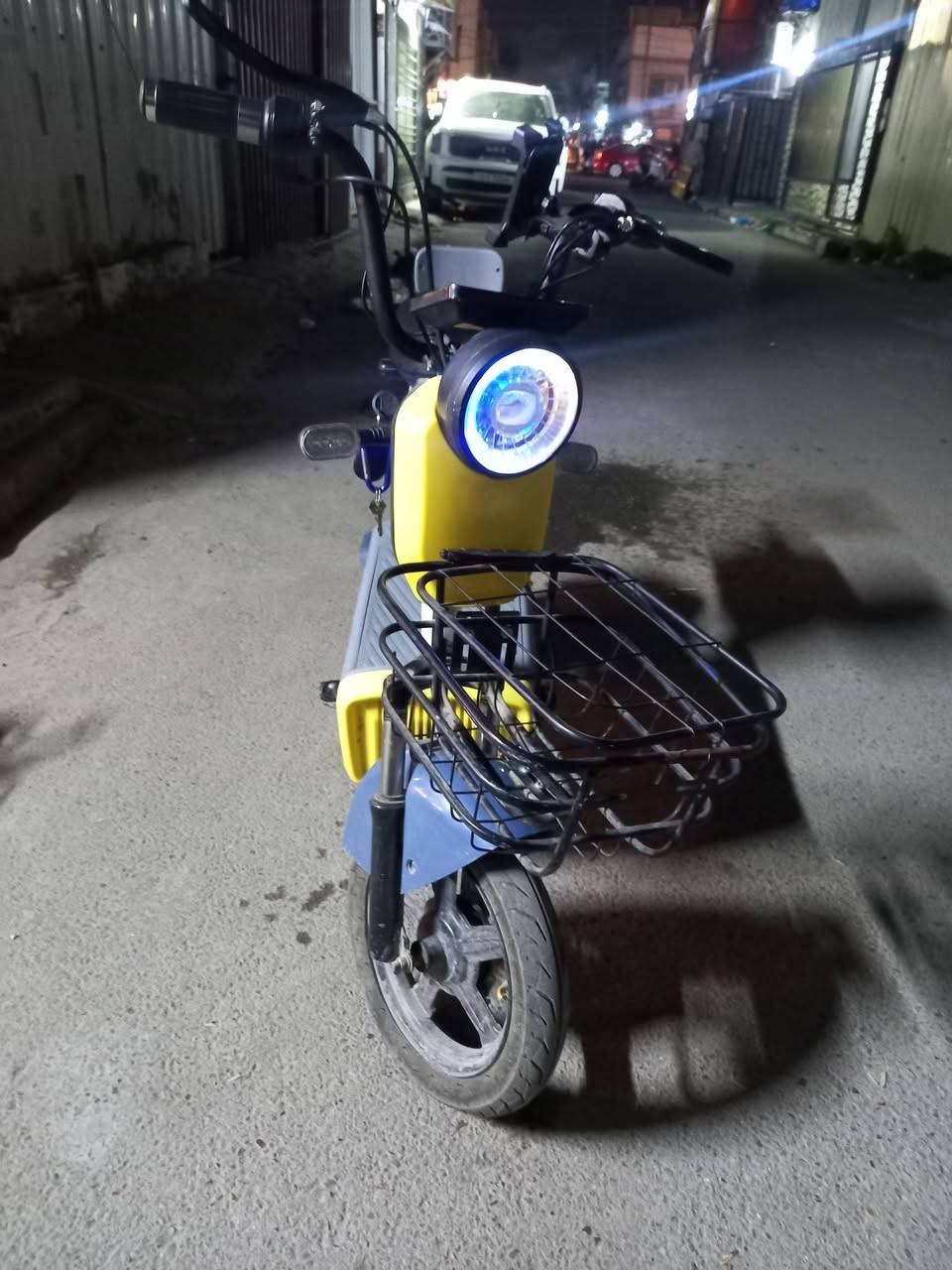 السلام عليكم  دراجه للبيع شحن السعر 250 للاستفسار   ***********
