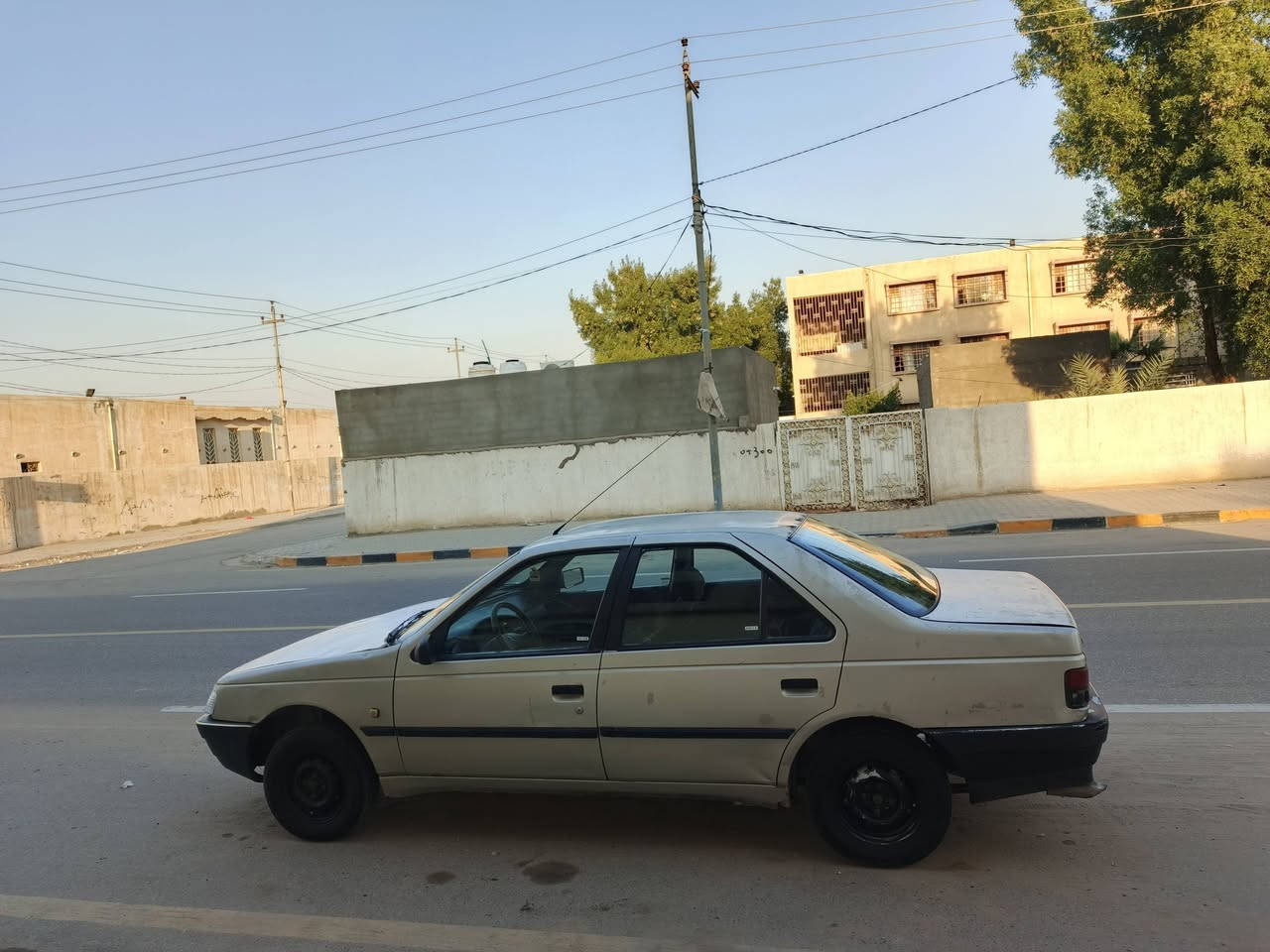 بيجو روى

مديل 2009 رقم نجف شرط التحويل 

مكينه كير حداديه اكسن

 شواصي بلاد 

السعر 17 ورقه 

مكاني النجف الاشرف 

***********
