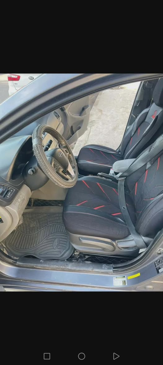 هيونداي اكسنت 2017
📍السيار ماشيه 250 كم 

📍تبريد تدفئه 

📍وارد امريكي 

📍حجم المحرك 1.6

📍الصبغ فقط بوند كامل 

📍تحكم استيرن 

📍شاشه لمس 

📍مقاعد قماش 

📍تايرات جديده 

📍سنويه موجوده

📍صاحب الشرعي موجود 

📍السياره فول

📍السعر 110 ورقه وبيها مجال 

📍للاستفسار التواصل عبر الرقم *********** واتساب موجود
