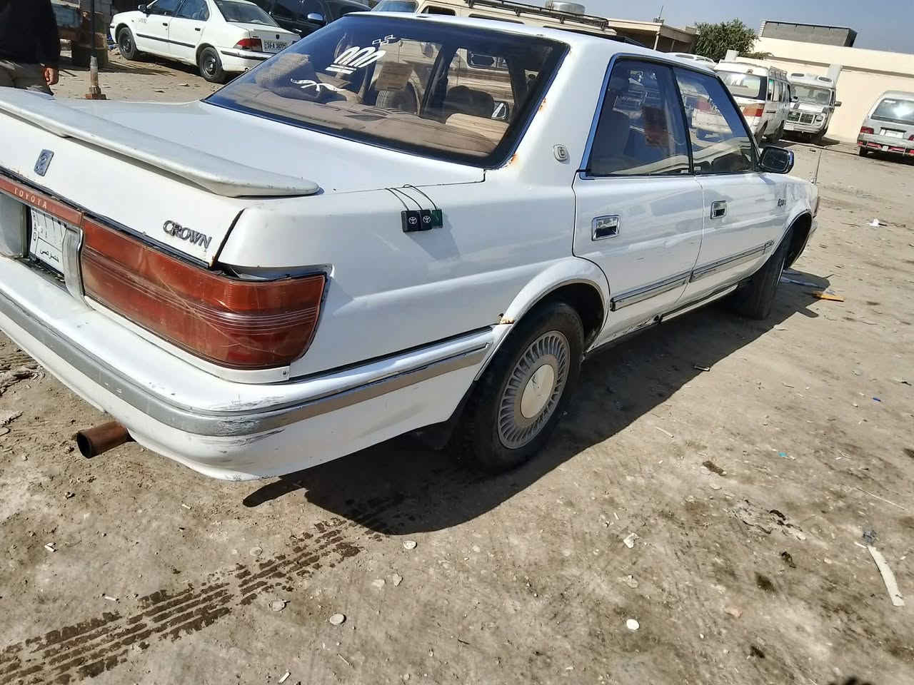 اسلام عليكم سياره هارتوب لبيع مكينه كير حداديه تخم تاير سياره حلوه مداور ثاني يوم سعر 38 مكان سياره ديوانيه مامتواجد فيس رقم لهاتف ***********
ولشراي بي خيرويدلل
