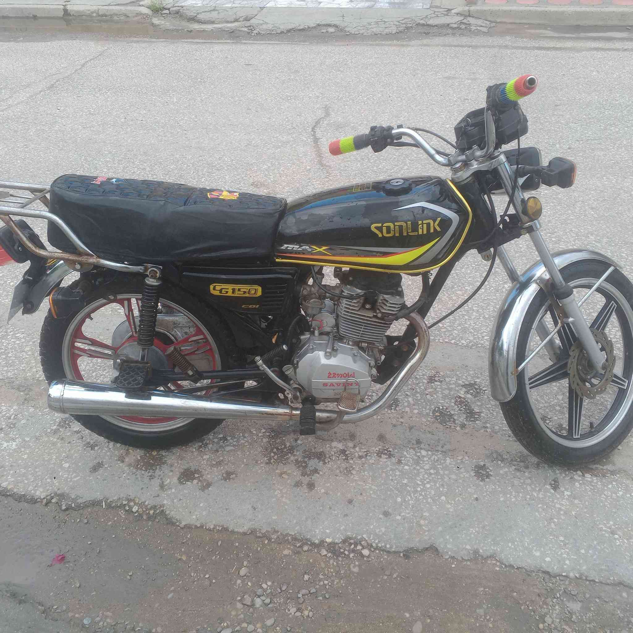 سلام  عليكم   شباب دراجه ايراني  سيفان  5 كير  موديله  2020   دراجه كامله من كهربائيات كامله نكره سلف  تأيراته   جدد سعر 475 مجال بسيط مكاني  بغداد الدوره  ***********
