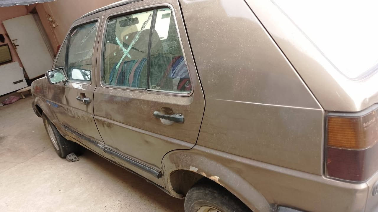 گولف للبيع السيارة گدام العين رقم نينوى بأسمي شرط التحويل مصبوغ عام تراي وين ميعجبك تعال افحص او شوف بعينك او بعدها فحم في فحم السعر 27  العنوان موصل كوكجلي 
🟥🟥الي عندو تكسي اراوس


**إذا كنت صاحب هذا الإعلان وتريد حذفه لأي سبب، رجاءا أرسل رسالة إلى الدعم الفني**