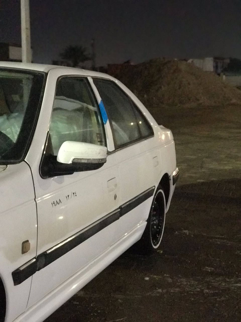 السلام عليكم ورحمه الله وبركاته بيجو بارص للبيع موديل 2021 السعر 75 وبيه مجال بيه  نواقص خفيفه مكاني بغداد ***********
