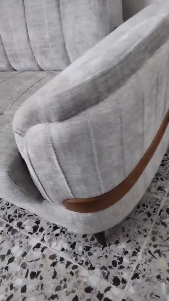 قنفه للبيع مقعدين سعره ١٠٠ الف لا يوجد خدمة توصيل


**إذا كنت صاحب هذا الإعلان وتريد حذفه لأي سبب، رجاءا أرسل رسالة إلى الدعم الفني**