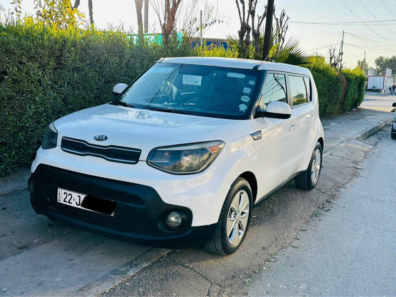 Kia Soul 2017
‎1400$ چواردە وەرەقە غرامەی لەسەرە دەیگەڕێنمەوە
مواصفات(سوکان ڤۆلیۆم ـ تعدید سورعەـ٣ مۆد سپۆرت ئیکۆ نۆڕماڵ- دەبل گێڕ تۆماتیک و عادی)
‎سەنەوی و ژینگەو هەزەی نوێیە تاکو4-7-2029
‎بەناوی خۆمە وەکالەو پەنجە مۆر بەشەرت
‎گێڕومەکینەو تەقەوڕەقە بەشەرت
‎پێش و پشتی کەپسە لێدرانی نیە ئێڕباگ بەشەرت
‎چەند پارچەیەکی بۆیاغە لەگەڵ سەقفی بە عام دەفرۆشم 
‎رقم الشاصي: KNDJN2A21H7446405
‎ژ.م:[*********** أربيل, العراق

