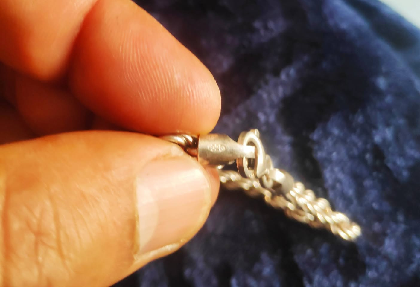 زنجيل لوي
39غ
سعر الغرام 4ونص
(قفل )
بغداد 
***********
