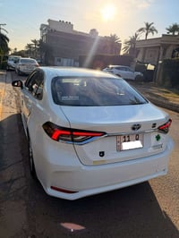 للبيع كورلا هايبرد شكل الخليجي 2024 مكفولة كفالة عامة ماعدا رصعة بارد ...