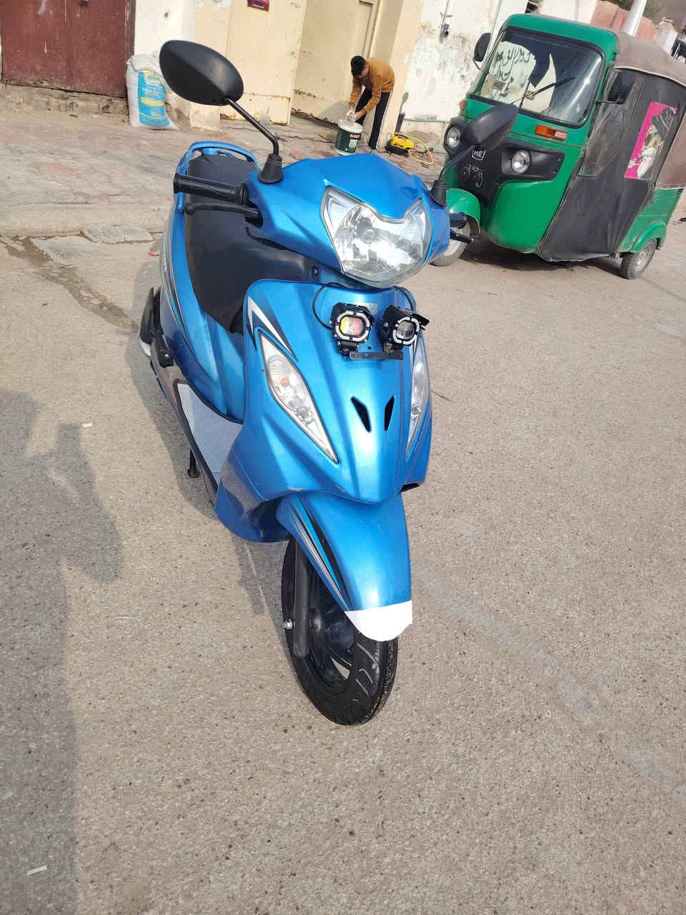 ويكو هندي 2022 كفالة عامة من كلشي على وضع الشركة شرط اخذ افحص وين مايعجبك مفتوح برغي بية تاخذ الدراجة بلاش واللة شراي اتصل

***********
