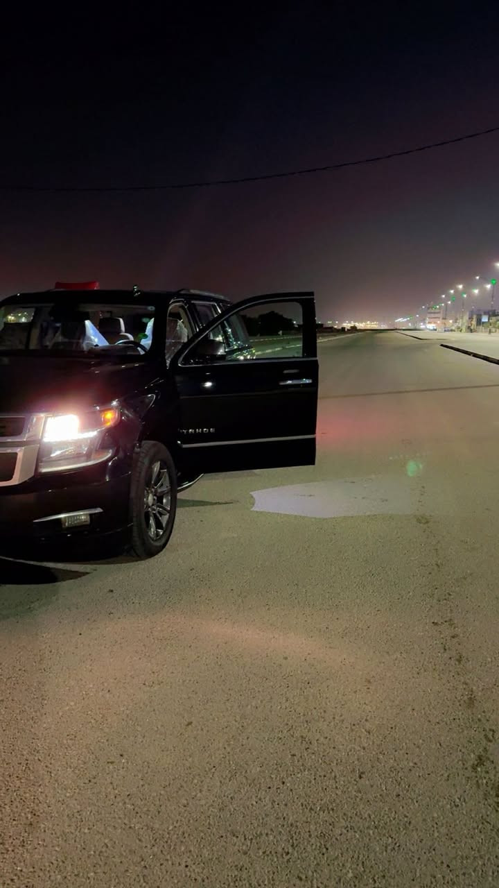 السلام عليكم تاهو2019امريكي LTرقم اربيل نكليزي باب خلفي كهرباء  حساس خلفي امامي شاشه قاصه 2قاصه  كشن رجاج داخلي بيجي تخم تاير مكينه وكير جدد ماشيه 140الف بيهاحادث باب صدربدون تبديل حادث بصيط***********اتصال اوواتساب فقط370وبيهامجال
