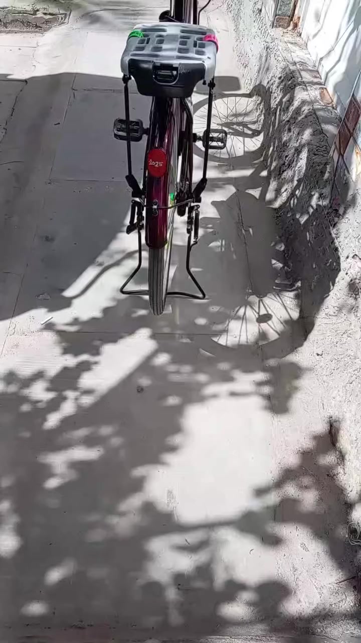 السلام عليكم باسكل للبيع لون ماروني شركة  BD حجم 26 نضيف قبل ٤ايام مشتري مجمبز دسك صفاره غراضه كامله بريك كدام وچاملغات كامل السعر ١٣٥وبي مجال العنوان الديوانية قضاء الشاميه يم سيد شاكر                 للأتصال ***********
