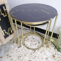 طبلة • طاولة