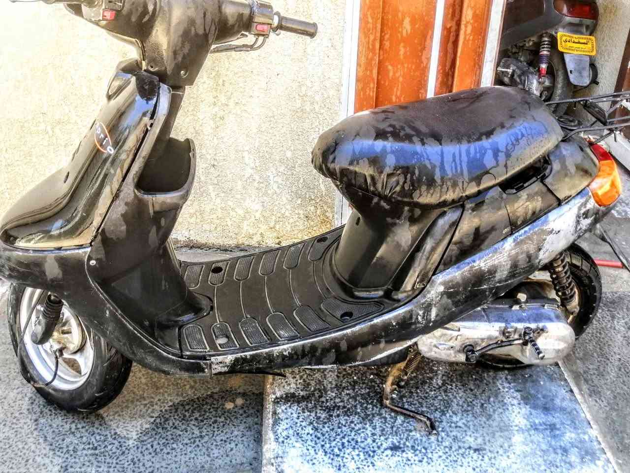 السلام عليكم 
للبيع دراجه بطه موديل 2003 
السعر 175 وبيه مجال المكان حي العباس لفرع الاول 
***********
