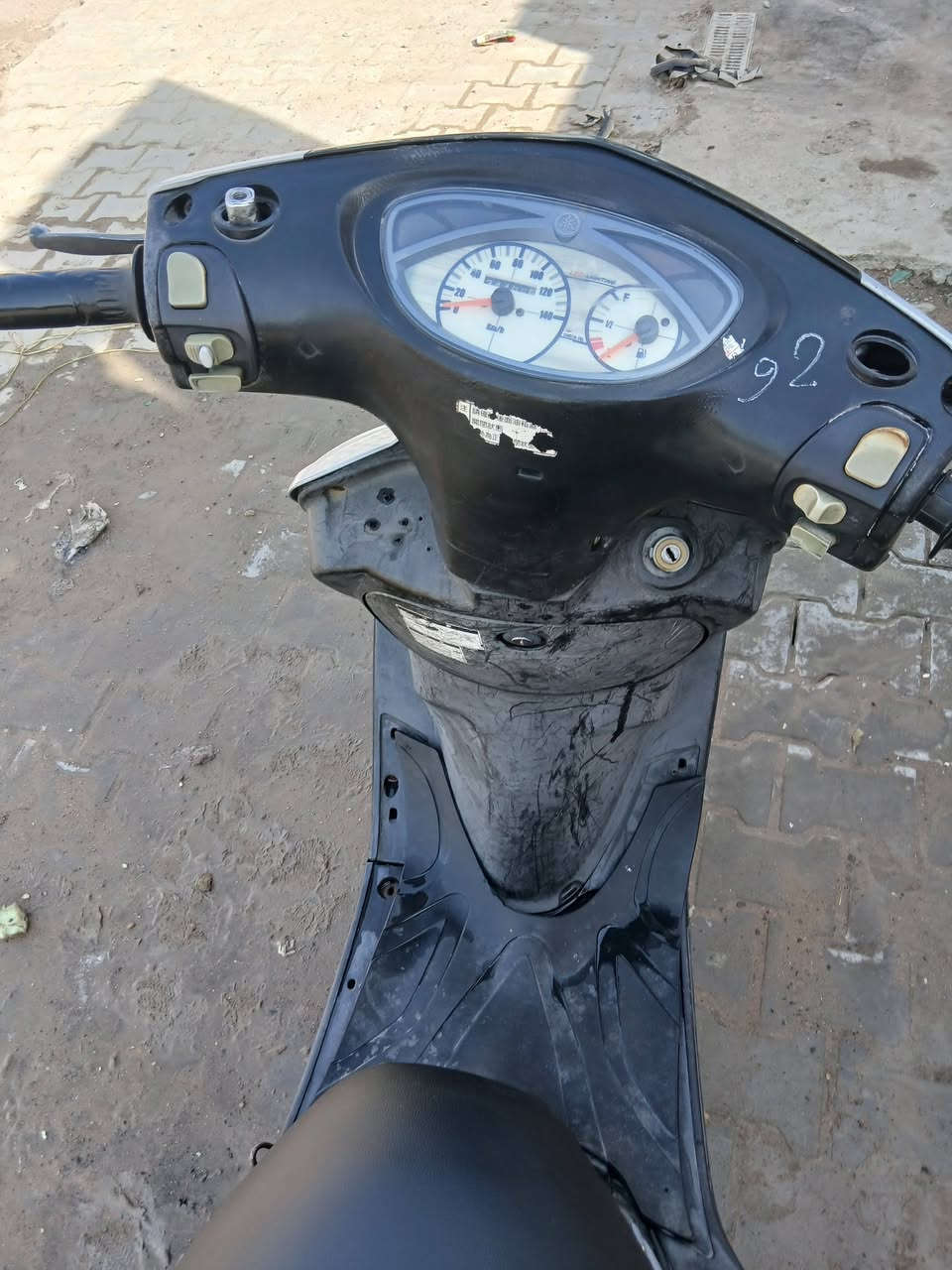 سلام عليكم ماكس ١٤٠ للبيع نضيفه ابلاديه كفرات ومكينه  سلف هندر ب٤٠٠ وبيه مجال ***********2
