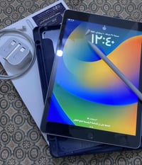 آيباد ٩ • ٢٥٦ • قلم وكفر