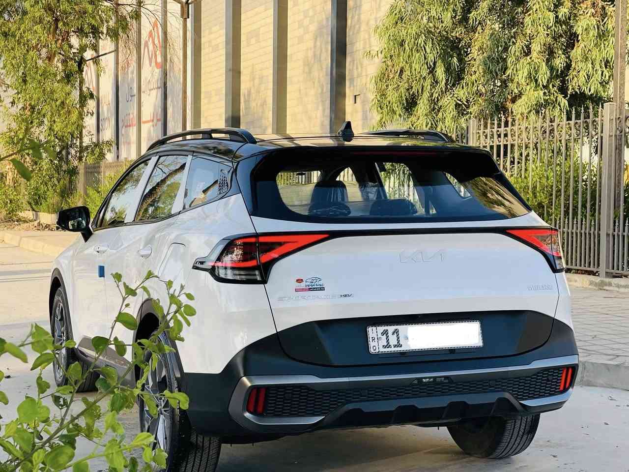 سلام عليكم 
سبورتج برستيج 2022 هايبرد اعلى موصفات بل سبورتج 

خليجي كفالة عامة من كلشي ماشية 18 الف  رقم بغداد هزة وسنوية جدد تحويل مباشر 
حقيقي مواصفات  تو كلر. كير ماوس    بانرما 
4 كشنات تدفئة وتبريد كشنات ذاكرة. 5كامرات  360 درجة
اشاير مري مري شفط شاشة متصلة تبريد لامس سايد بريك
دكمة داخل لون ابيض ملكي قطعتين تبريد بصمة بصمات 
ابواب تحكات استرين جيهتين.   رادرات جانبية وامامي خلفي 
لايت لد نهاري ويل حجم 18 صندوك كهرباء 
سيارة ما ناقصهة اي شي 

مكاني بغداد السعر (33 مليون ) وبيهة مجال التصال 
(***********)
