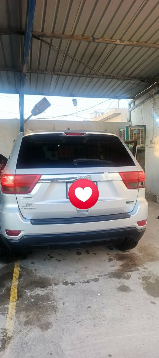 السلام عليكم متوفر جيب لاريدو موديل 2012رقم صلاح الدين 3ارقام جيب لاريدو موديل 2012
محرك 3600
قطعتين جاملق بدون دواخل بدون بونيد شرط عل سونار 
كير ومحرك شرط رقم صلاح الدين 3ارقام مميز بأسمي تحويل ثاني يووم سنويه لل28
بيها منضومه غاز تفويله ب11الف تمشيك 400كيلو 
تشغيل بصمه 
يده بصمه 
كامره بل مرايه 
تبريد فول 
ويل محدث 20
سعر 165وبيها مجال حك جيه 
تواصل ***********
***********
