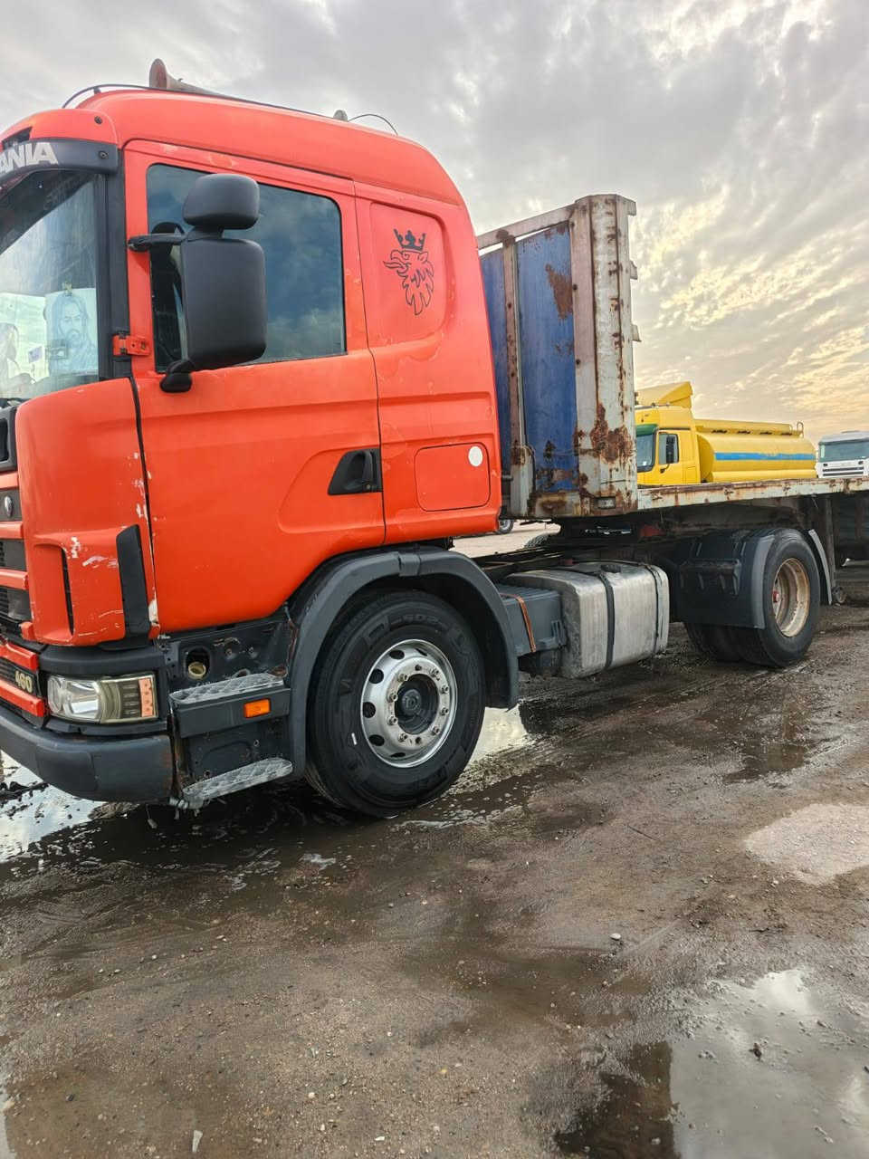 سلام عليكم سكانية للبيع مديل 2000مكينه نجكتر جديدة تخم تاير رقم اربيل كير خير من الله سعر الخاص ***********/*********** رجان مو شراي لا ينتصل
