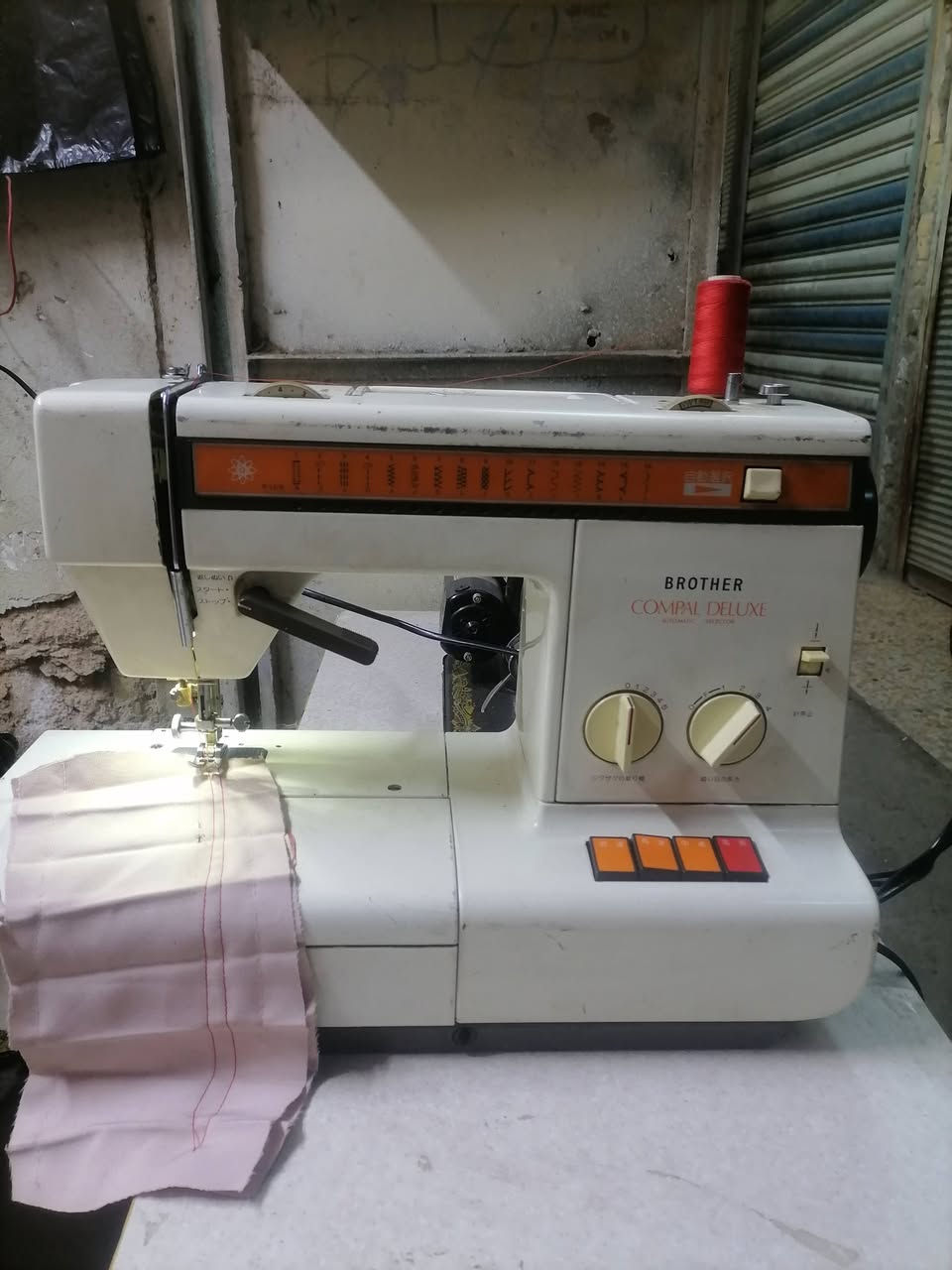 مكينه براذر كومبال ياباني خياط فقط السعر ٨٥ الشعب سوك اربع تلاف واكو توصيل بغداد ومحافضات


**إذا كنت صاحب هذا الإعلان وتريد حذفه لأي سبب، رجاءا أرسل رسالة إلى الدعم الفني**