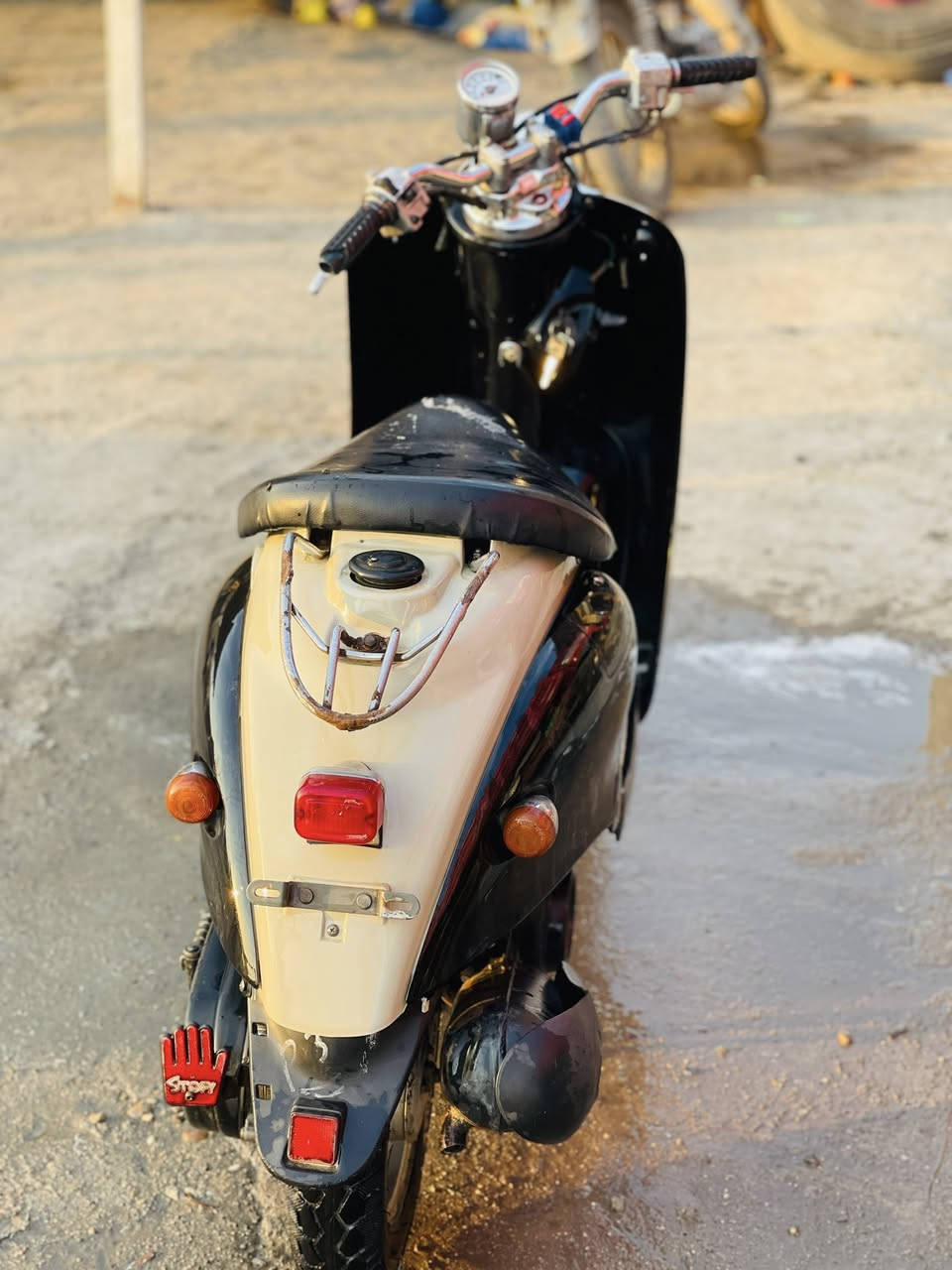 سلام عليكم دراجه مصريه لبيع خطين دراجه شلعه ومعدل دراجه فول  عوزهه  شغلات خفيفه شراي بخدمته سوك شيوخ فقط ./رقمي تواصل 0 783 984 8152
