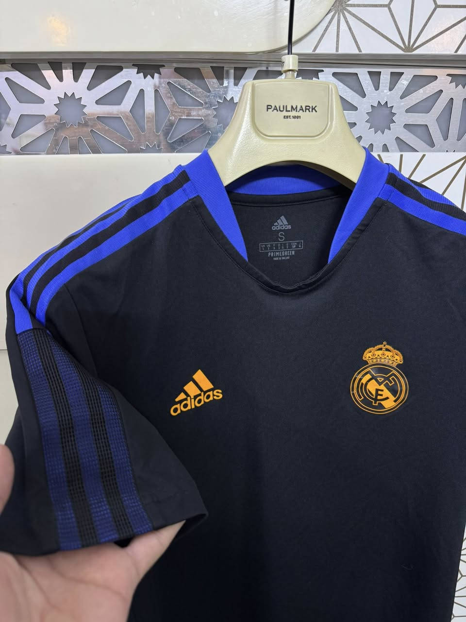 تيشيرت  ريال مدريد
اصلي وكاله
غير مستخدم
قياس S


**إذا كنت صاحب هذا الإعلان وتريد حذفه لأي سبب، رجاءا أرسل رسالة إلى الدعم الفني**