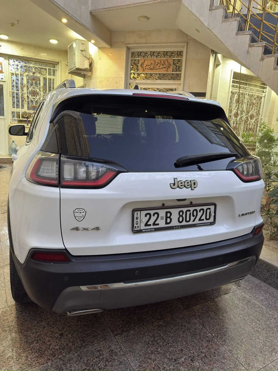 🔷السيارة : جيب شيروكي بزون

🔷سنة الصنع :2021

🔷اللوحة : اربيل

🔷الضرر : تبديل بنيد + اربع اصابع من الجاملغ الايمن راجع بارد 

______________________________________

🔷المواصفات: فول موصفات1/1

🔹حجم المحرك 6 سلندر 3.2L 

🔹عداد المسافة 88km

————————————————————————

☎️ الاتصال :***********
