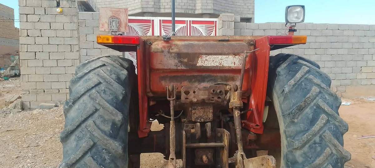 مكينه فيات حجم 780موديل 82////***********العنوان ديالى بلدروز مكلف بل نشر
