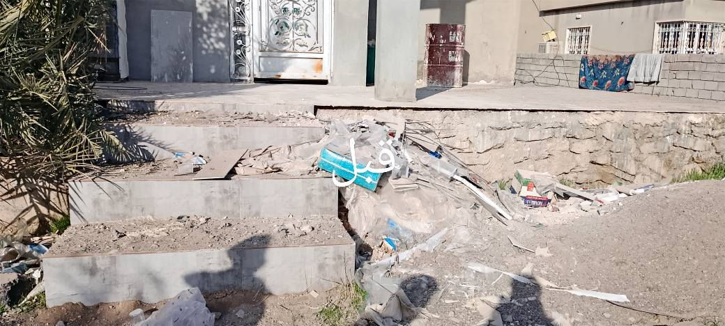 سلام عليكم اخوتي موجود كادر عمال شغل حر تنضيف بيوت   اندخل جص نكل بلوك نكل حجر كلشي نشتغل رقم الهاتف /***********ملاحضه كادر موجود برمضان
