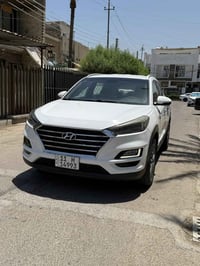توسان موديل ٢٠١٩خليجي كفاله فقط تكحيل بل بنيد  فول موصفات خمس عدسات بص...