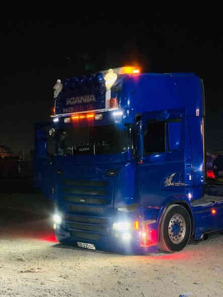 السلام عليكم سكانيه 2011 مكينه ٥٠٠ كير ٣/٣ راس بلادي بدون باج فول موصفات مربوطه براد فصل وربط بسمي  مكان السياره اربيل 
السعر ٣٤٠ 
الاستفسار الاتصال على الرقم ‭٠٧٧١ ٦٧٠ ٧٥١٠‬
