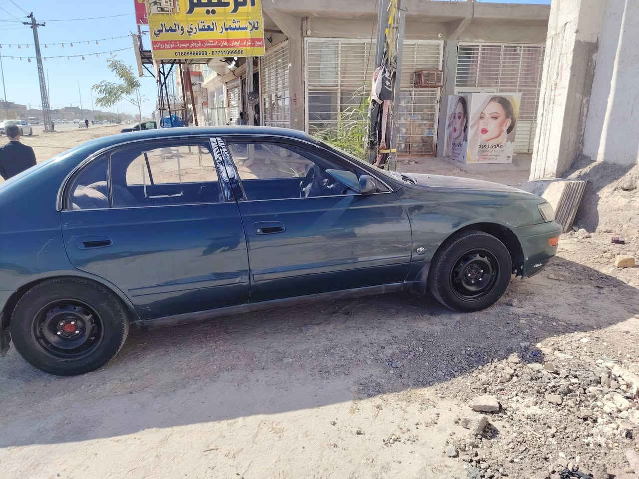 سيارة البيع كرون  موديل 1992 سيارة حلوه كلش أوي ستفسار اتصل عل هاذ رقم ***********
