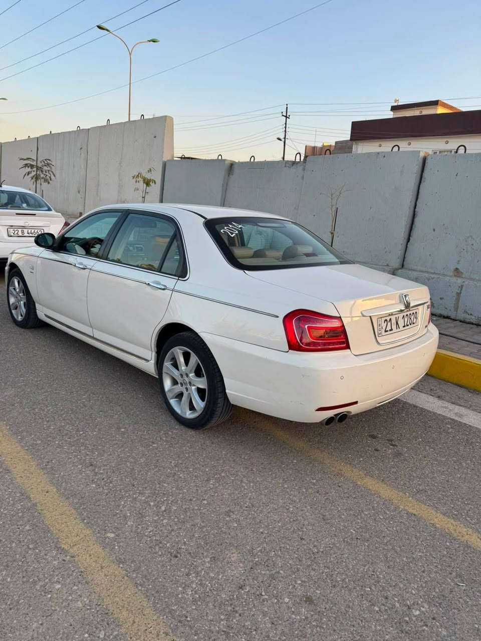 ام جي 2014 750 d
فوول موصفات 
كلين ضرر لايوجد
كير مكينة شرط
تبريد
كشن كهربائي
سلايد 
تحكم إسترين

*********** كركوك, العراق
