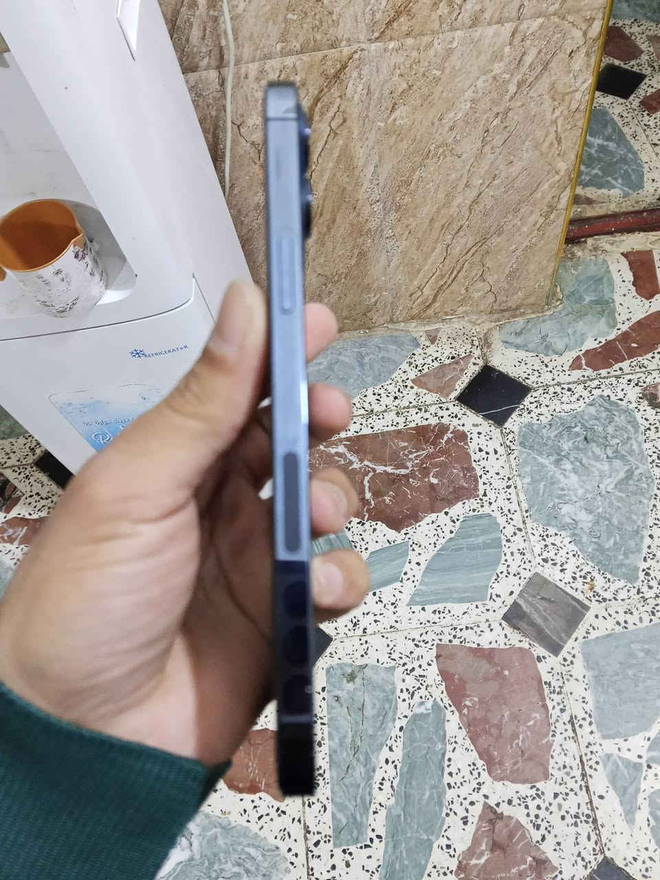 السلام عليكم
ايفون 12 بروماكس ذاكرة 256 امريكي نموذجN  بطارية 84 بلادي جهاز وتر بروف مكفول من كلشي نظافة 100/100 السعر 525 وبي مجال


**إذا كنت صاحب هذا الإعلان وتريد حذفه لأي سبب، رجاءا أرسل رسالة إلى الدعم الفني**