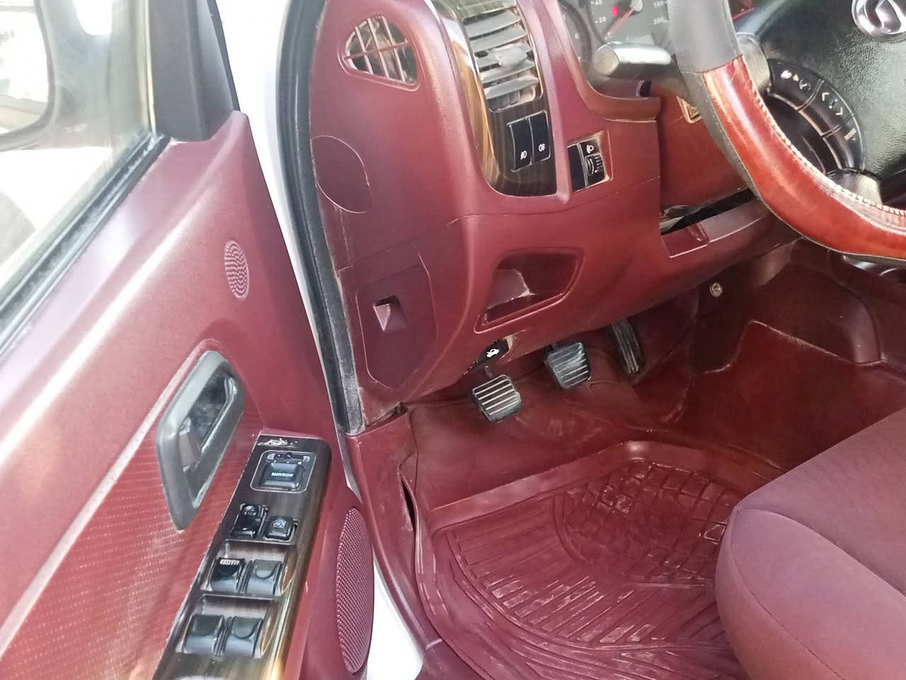 سلام عليكم ورحمه الله وبركاته كريت ويل للبيع موديل 2021 مكفولة كفالة عامه سياره واحد على واحد رقم قادسيه مكينه مكفولة اكسن كهربائيات شغاله مكان الدوانيه الحمزه الشرقي سعر 113 رقم الهاتف *********** اتصل بيك خير وتدلل مراوس عادي كريت ويل فقط
