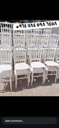 كراسي تاج • مستعمل • ٣٠٠ كرسي